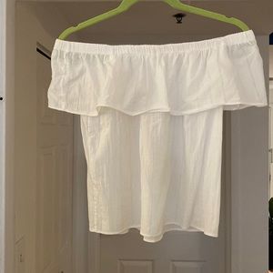Levi’s white off the shoulder blouse top XS